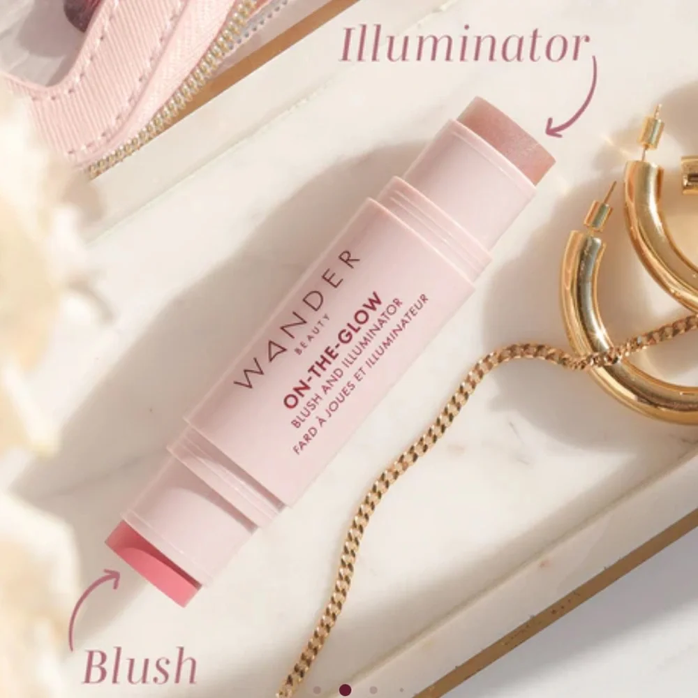 🍓Wander Beauty On-the-Glow Blush and Illuminator - STRAWBERRY FIELDS
